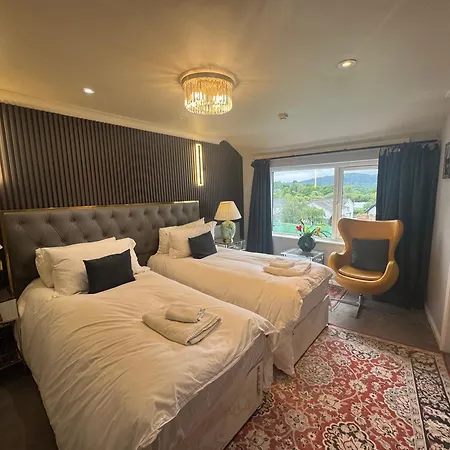 فندق & - Stylish With Breathtaking Views - Longer, Save 4*