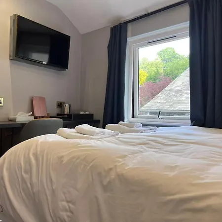 & - Stylish With Breathtaking Views - Longer, Save 4* Ambleside