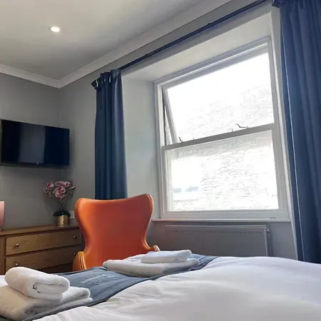 Hotel & - Stylish With Breathtaking Views - Longer, Save