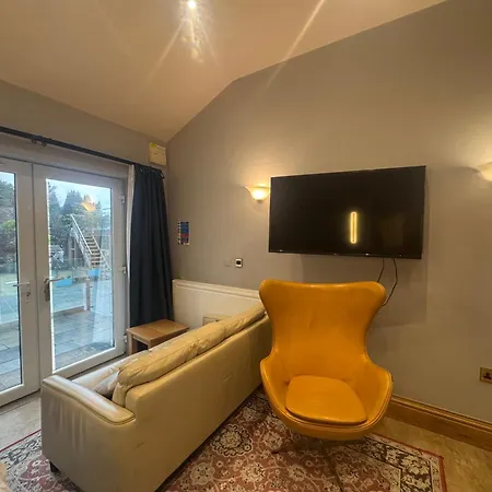 & - Stylish With Breathtaking Views - Longer, Save 4*