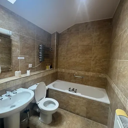 & - Stylish With Breathtaking Views - Longer, Save 4*