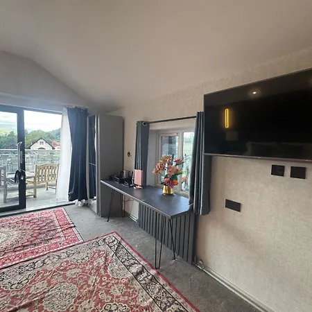 & - Stylish With Breathtaking Views - Longer, Save ホテル 4*