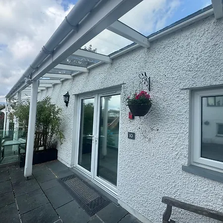 & - Stylish With Breathtaking Views - Longer, Save Ambleside