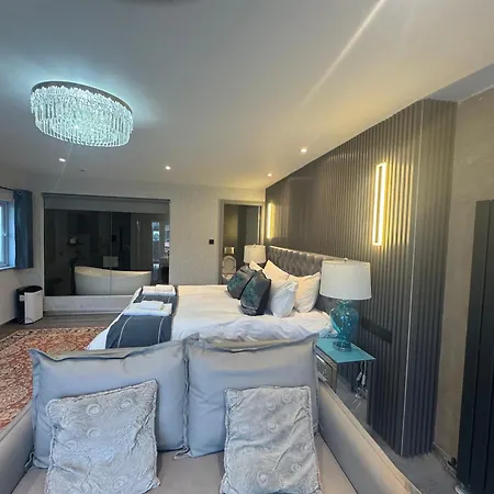 Hotel & - Stylish With Breathtaking Views - Longer, Save Ambleside
