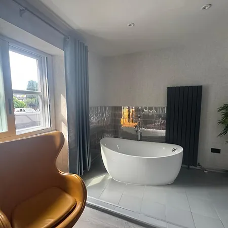 & - Stylish With Breathtaking Views - Longer, Save Hotel 4*
