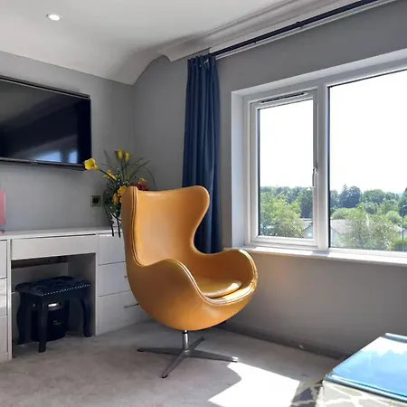 Hotel & - Stylish With Breathtaking Views - Longer, Save
