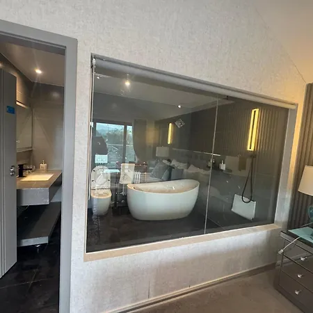 Hotel & - Stylish With Breathtaking Views - Longer, Save