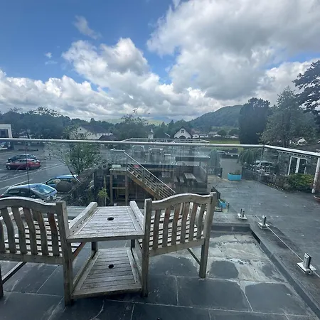 & - Stylish With Breathtaking Views - Longer, Save 4* Ambleside