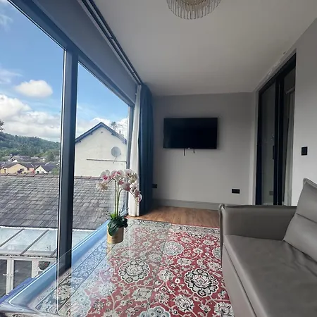 & - Stylish With Breathtaking Views - Longer, Save Szálloda Ambleside